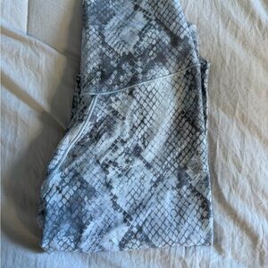 Snakeskin Print Leggings
